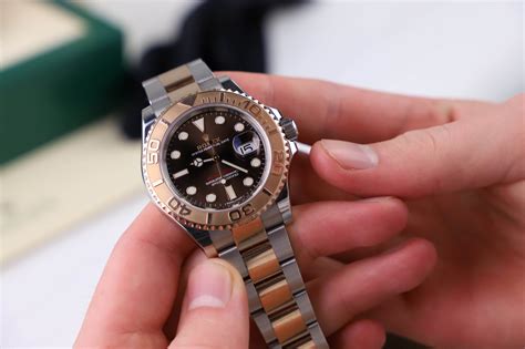 why does rolex use iiii instead of iv|rolex iiii vs iv.